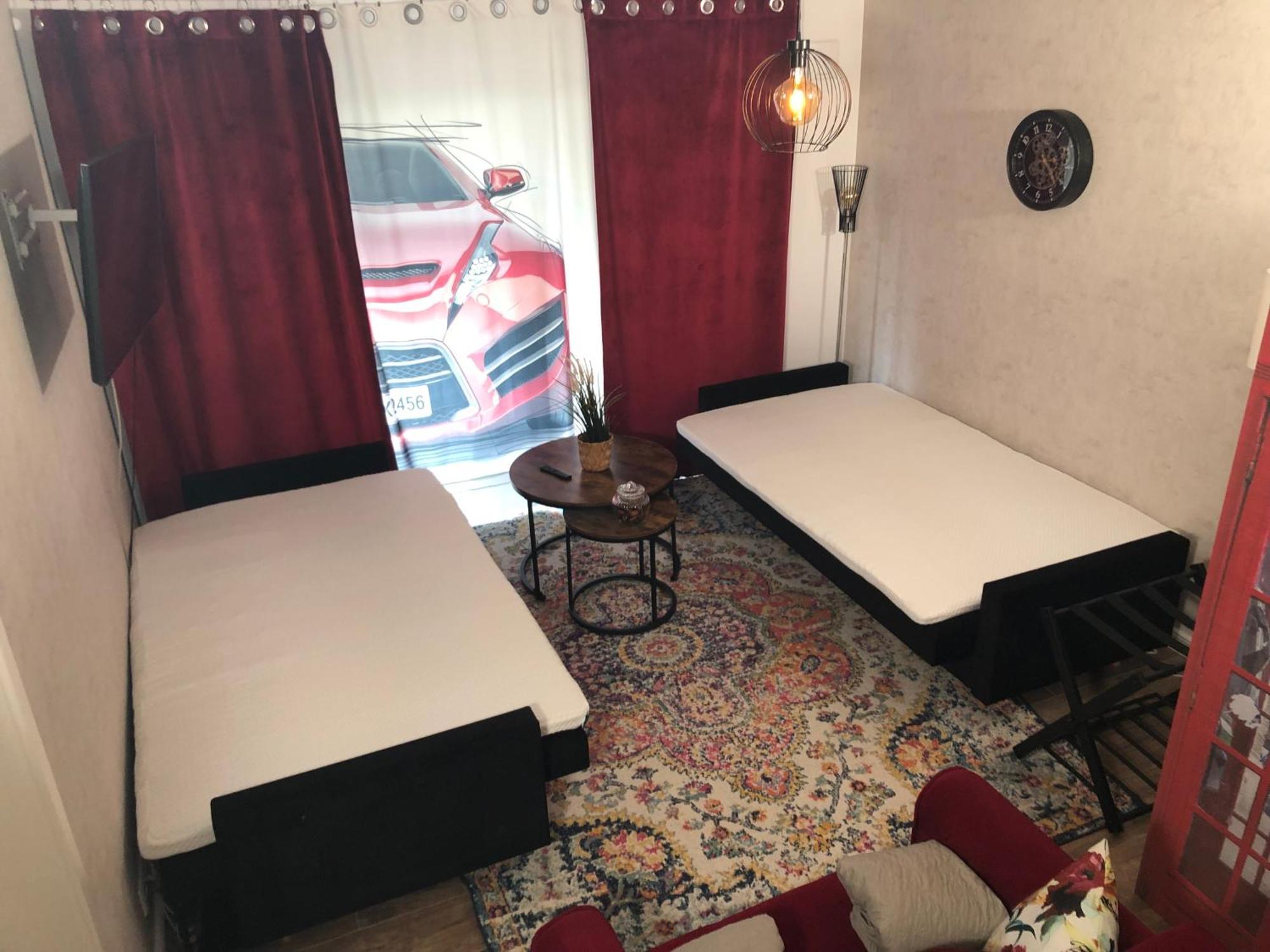 Stylisches Maybach Appartement Mit Terrasse Fuer 5 Personen, 5 Betten, Grosse Kochinsel, Homeoffice Mit 250Mbit Wlan Aidlingen Eksteriør billede